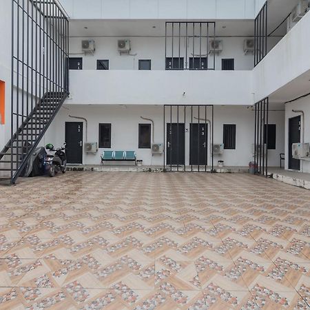 Reddoorz At Sani Guest House Balikpapan Eksteriør bilde