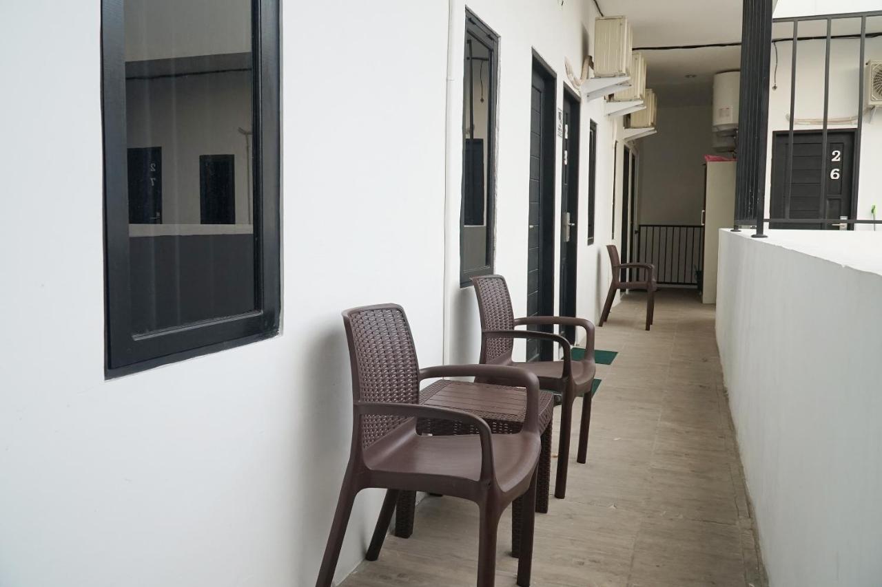 Reddoorz At Sani Guest House Balikpapan Eksteriør bilde