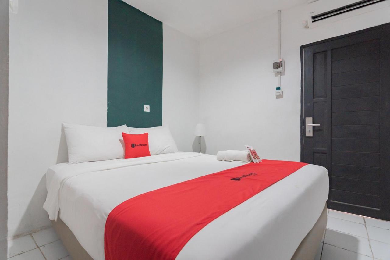 Reddoorz At Sani Guest House Balikpapan Eksteriør bilde