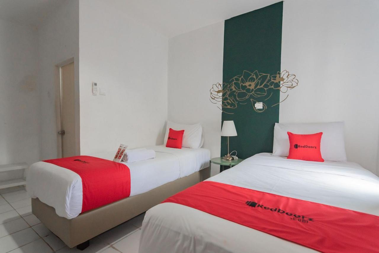 Reddoorz At Sani Guest House Balikpapan Eksteriør bilde