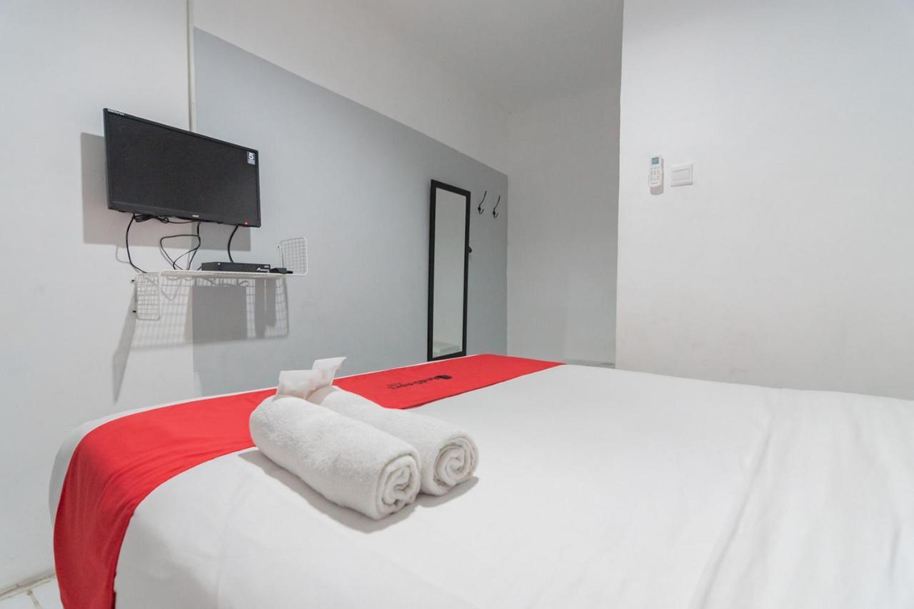 Reddoorz At Sani Guest House Balikpapan Eksteriør bilde
