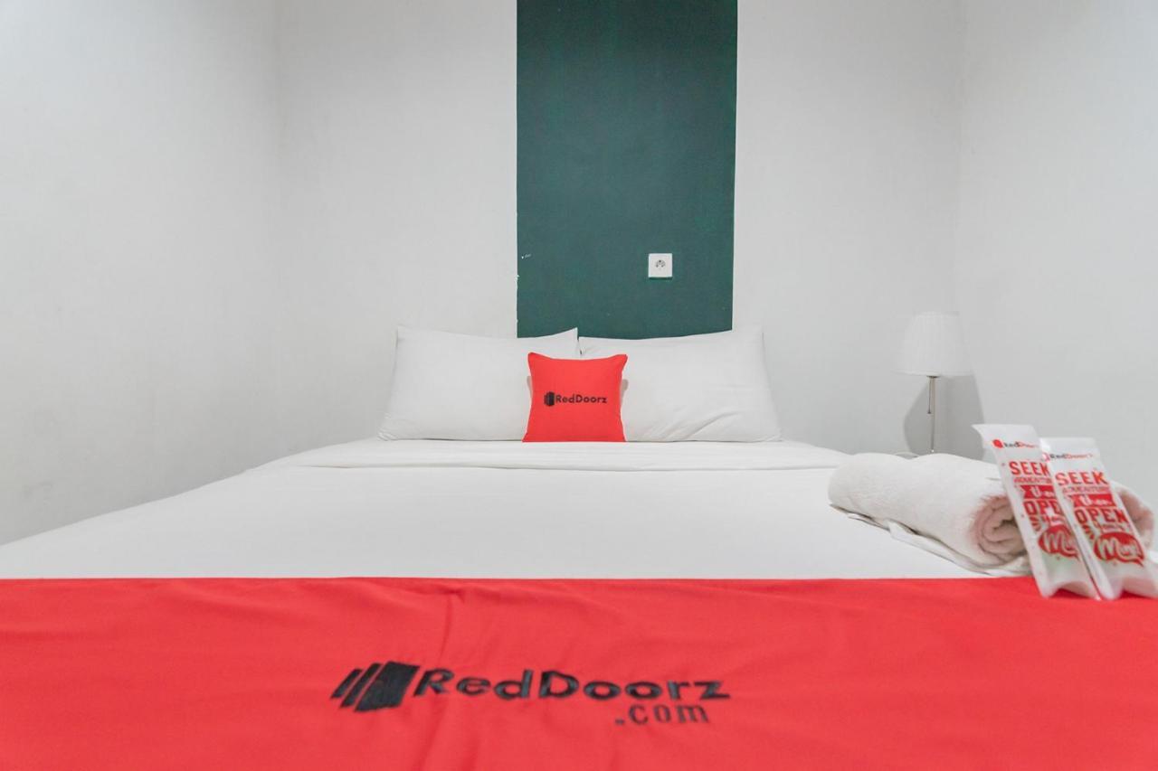 Reddoorz At Sani Guest House Balikpapan Eksteriør bilde