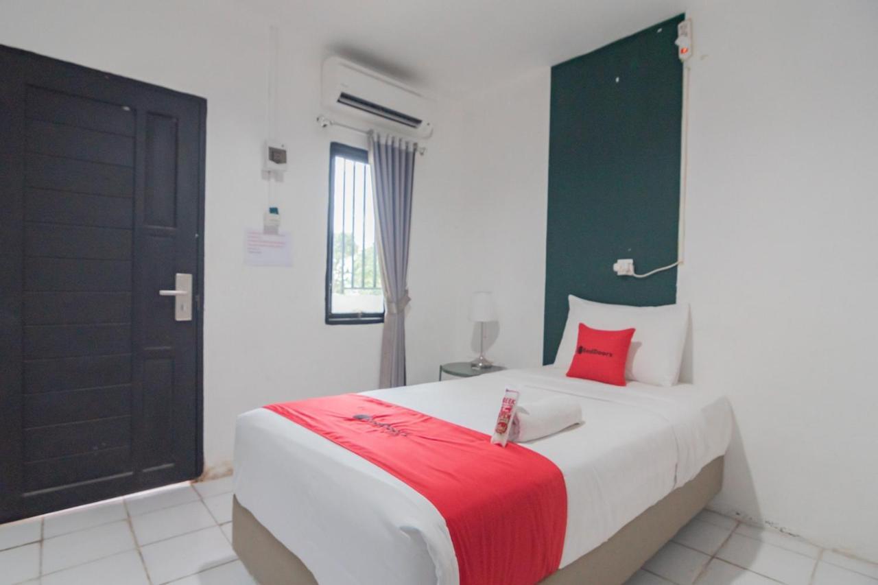 Reddoorz At Sani Guest House Balikpapan Eksteriør bilde